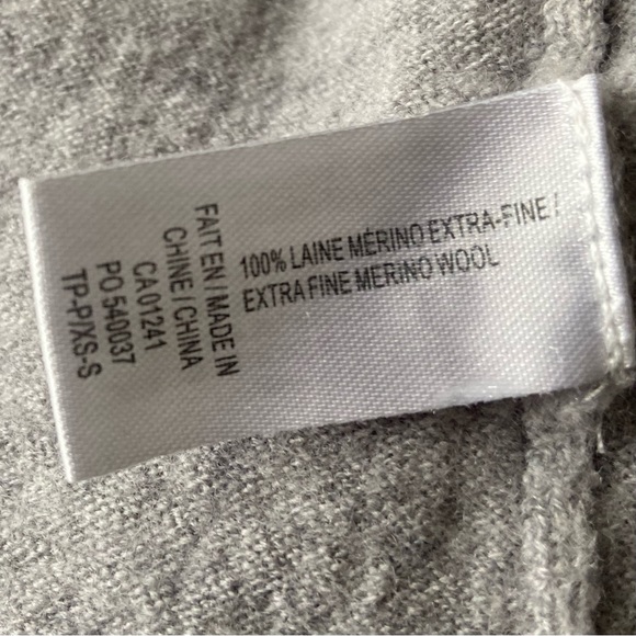 Contemporaine women grey 100% Merino wool short sleeve cardigan. Size XS/S. Used - Picture 7 of 7